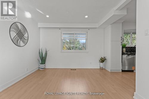7 Isherwood Court, Mississauga, ON - Indoor Photo Showing Other Room