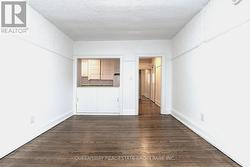 25 - 100 VAUGHAN ROAD  Toronto, ON M6C 2M1