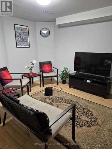 3072 Caulfield Crescent, Mississauga, ON - Indoor