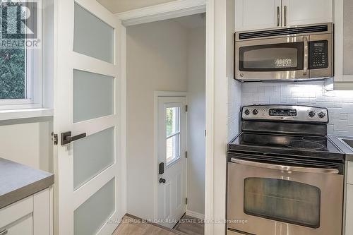 260 Foxbar Road, Burlington, ON - Indoor Photo Showing Kitchen