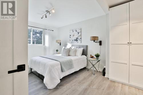 260 Foxbar Road, Burlington, ON - Indoor Photo Showing Bedroom