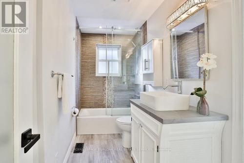 260 Foxbar Road, Burlington, ON - Indoor Photo Showing Bathroom