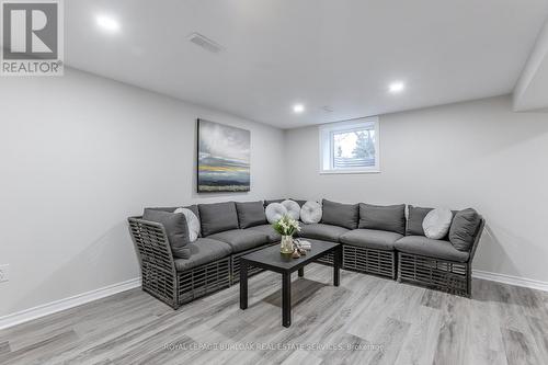 260 Foxbar Road, Burlington, ON - Indoor Photo Showing Living Room