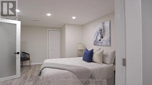260 Foxbar Road, Burlington, ON - Indoor Photo Showing Bedroom