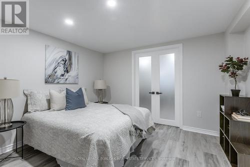 260 Foxbar Road, Burlington, ON - Indoor Photo Showing Bedroom