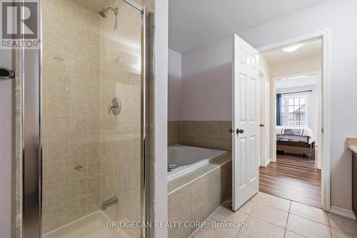 20 Gillespie Drive, Brantford, ON - Indoor Photo Showing Bathroom