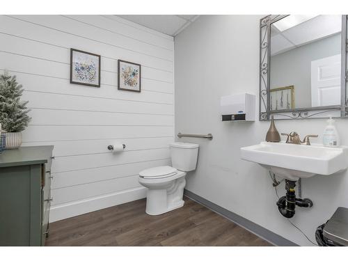 1 33119 South Fraser Way, Abbotsford, BC 