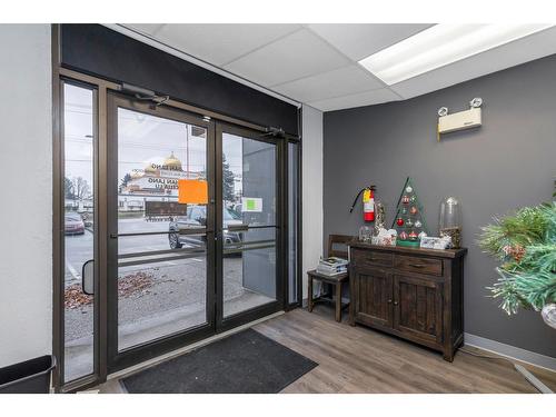 1 33119 South Fraser Way, Abbotsford, BC 