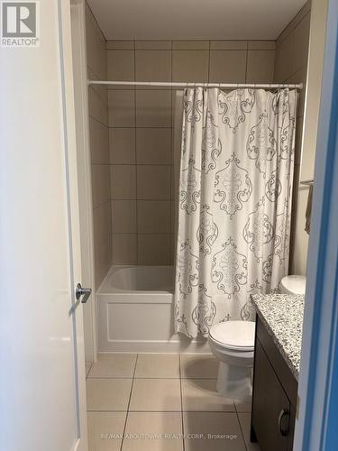 419 - 118 King Street E, Hamilton, ON - Indoor Photo Showing Bathroom