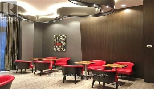 204 - 88 Sheppard Avenue E, Toronto, ON - Indoor Photo Showing Other Room