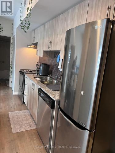 G616 - 275 Larch St Street, Waterloo, ON - Indoor Photo Showing Kitchen With Double Sink