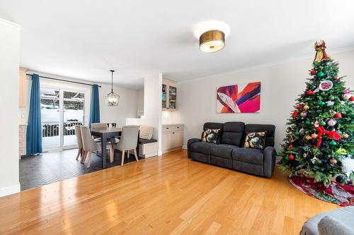 Interior - 405 Rue Papineau, Saint-Bruno-De-Montarville, QC - Indoor Photo Showing Living Room