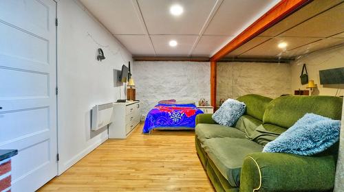 Salon - 850 118E Rue, Saint-Georges, QC - Indoor