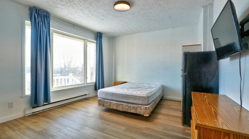 Chambre à coucher - 11625 13E Avenue, Saint-Georges, QC - Indoor Photo Showing Bedroom