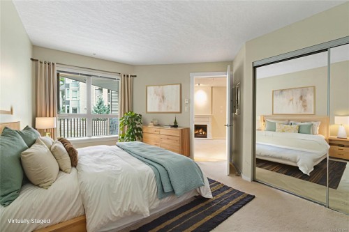 202-5670 Edgewater Lane, Nanaimo, BC - Indoor Photo Showing Bedroom