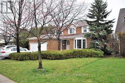 1785 PILGRIMS WAY  Oakville, ON L6M 1S7