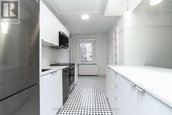 18 - 100 VAUGHAN ROAD  Toronto, ON M6C 2M1