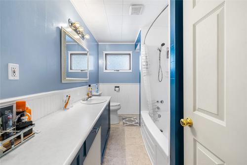 405 Creston Street, Kimberley, BC - Indoor Photo Showing Bathroom