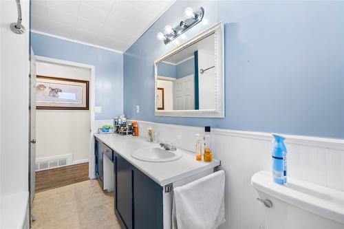 405 Creston Street, Kimberley, BC - Indoor Photo Showing Bathroom