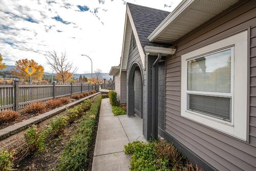 56-680 Old Meadows Road, Kelowna, BC - Outdoor