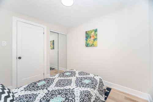 26 Graywood Road, Hamilton, ON 