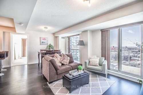 1003-100 Western Battery Road, Toronto, ON - Indoor Photo Showing Living Room