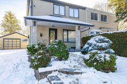 Lower-224 Alsace Road S Richmond Hill, ON L4C 2W8