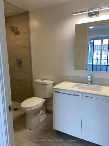 508-38 Water Walk Drive, Markham, ON - Indoor Photo Showing Bathroom