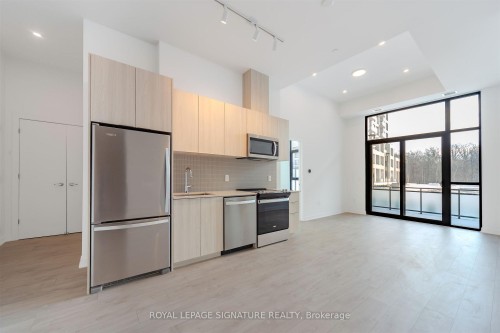 105-720 Whitlock Avenue, Milton, ON - Indoor Photo Showing Kitchen With Stainless Steel Kitchen