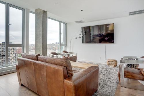 Salle communautaire - 418-190 Rue Murray, Montréal (Le Sud-Ouest), QC - Indoor Photo Showing Living Room