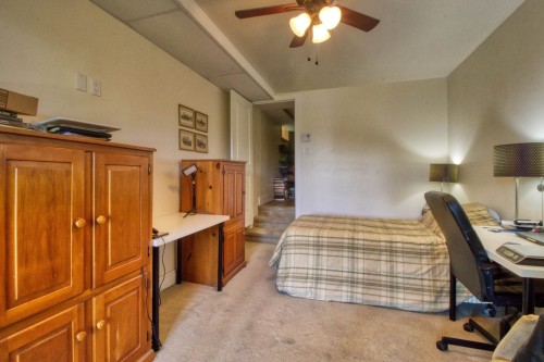Chambre à coucher - 60 Rue Lambton, Ormstown, QC - Indoor Photo Showing Bedroom