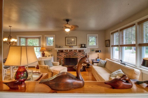 Salon - 60 Rue Lambton, Ormstown, QC - Indoor Photo Showing Living Room