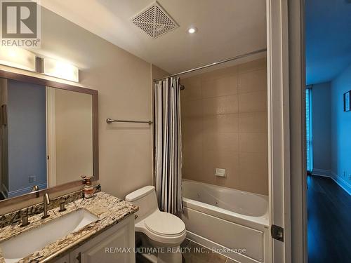 4901 - 33 Bay Street, Toronto, ON - Indoor Photo Showing Bathroom