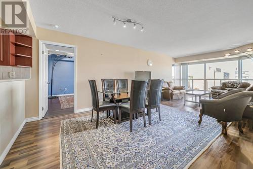 805 - 309 Major Mackenzie Drive E, Richmond Hill, ON - Indoor Photo Showing Dining Room