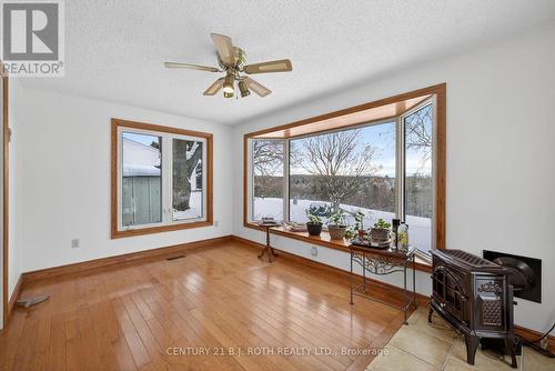 87 Tecumseth Pines Drive, New Tecumseth, ON - Indoor Photo Showing Other Room