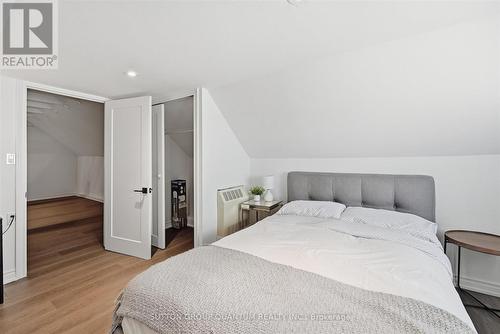 443 King William Street, Hamilton, ON - Indoor Photo Showing Bedroom