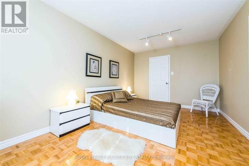 136 Chipmunk Crescent, Brampton, ON - Indoor Photo Showing Bedroom