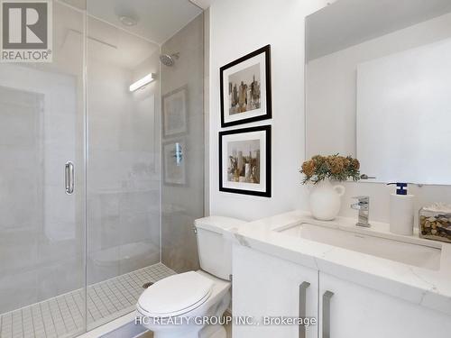 Lph08 - 15 Ellerslie Avenue, Toronto, ON - Indoor Photo Showing Bathroom