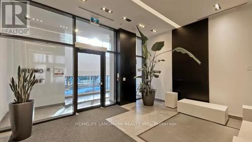 607 - 17 Dundonald Street, Toronto, ON - Indoor Photo Showing Other Room