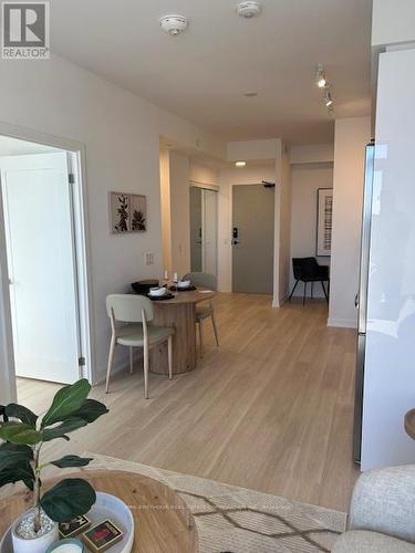 1704 - 5105 Hurontario Street N, Mississauga, ON - Indoor