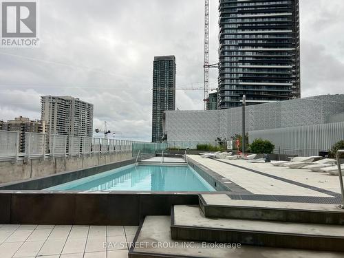 5207 - 3900 Confederation Parkway, Mississauga, ON - Outdoor With In Ground Pool