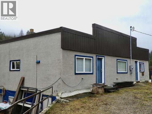 6904 Highway 6, Appledale, BC - Outdoor