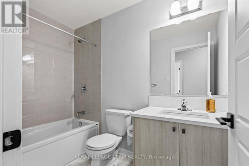 600 Bee Pollen Way, Ottawa, ON - Indoor Photo Showing Bathroom