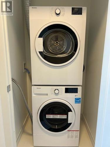 3309 - 5105 Hurontario Street N, Mississauga, ON - Indoor Photo Showing Laundry Room