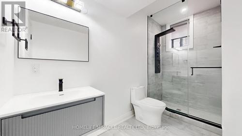 150 Stewart Street, Oakville, ON - Indoor Photo Showing Bathroom