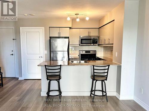 613 - 27 Rean Drive, Toronto, ON - Indoor Photo Showing Other Room