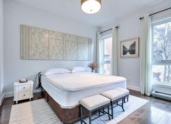 201-440 Rue De La Gauchetière E.  Montréal (Ville-Marie), QC H2L 2M5