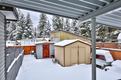 633 Barriere Lakes Road, Barriere, BC - Outdoor With Exterior