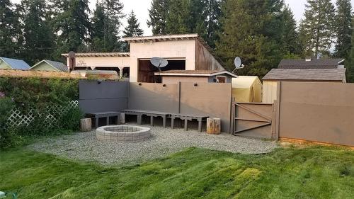 633 Barriere Lakes Road, Barriere, BC - Outdoor With Deck Patio Veranda