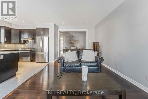 161 Claridge Drive, Ottawa, ON - Indoor Photo Showing Kitchen With Upgraded Kitchen